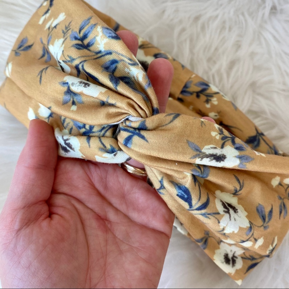 American Eagle Flora Knot Headband